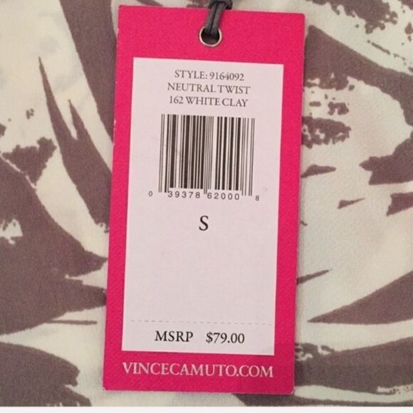 Vince Camuto Neutral Twist Cape Back Top S NWT - Picture 8 of 8